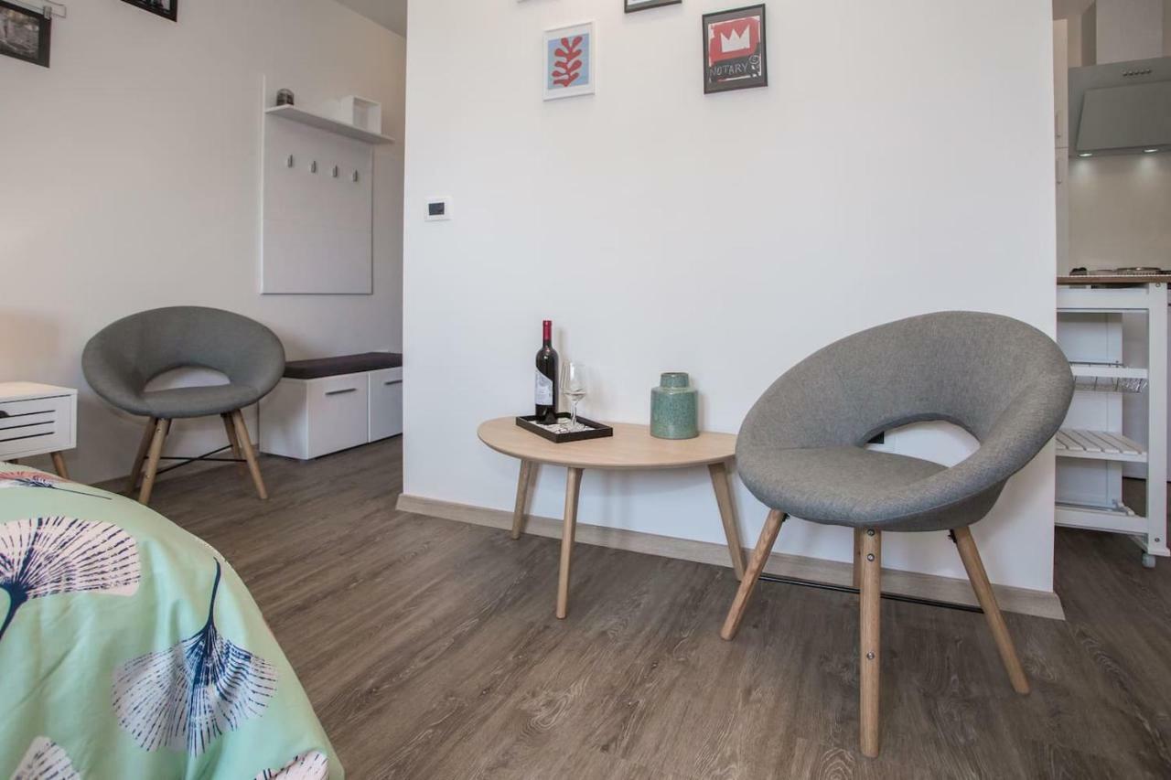 Caprice Studio Apartment Poreč Exterior foto